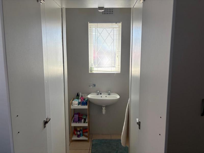 2 Bedroom Property for Sale in Retreat Western Cape